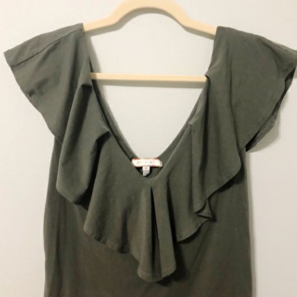 Eri + Ali Anthropologie Ruffle off Shoulder Olive Green Khaki Short Sleeve Top - Picture 7 of 12